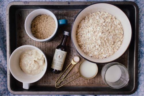 Bake oatmeal cookies 
