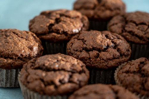 Bake chocolate chip muffins